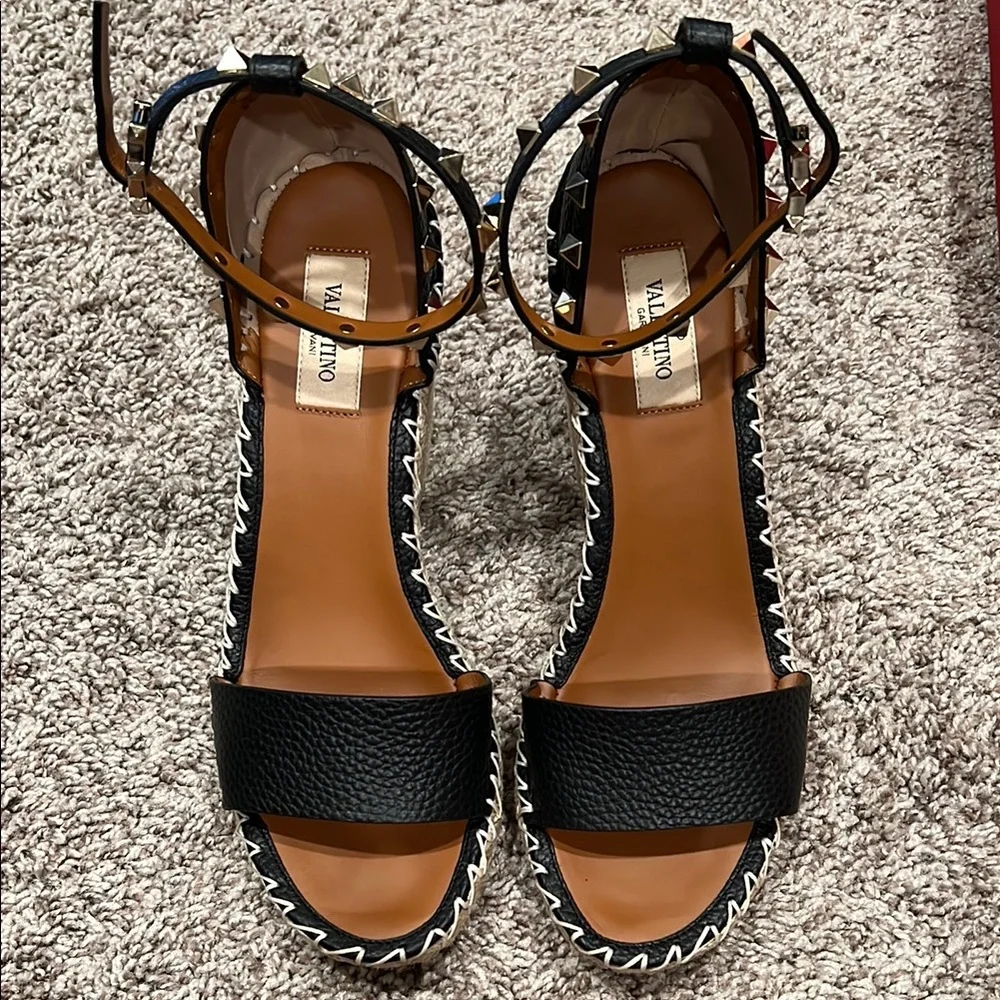 Valentino Black Leather Sandals Minimalist Design - Picture 1 of 3
